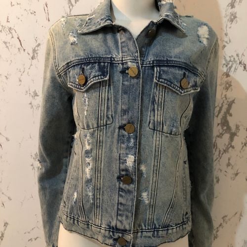 jaqueta jeans le lis blanc destroyed zara animale bo bo 147661412?action_source=75772&ref=home_home&rsp=1&rspix=1
