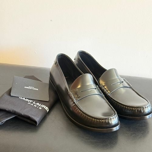 mocassim saint laurent preto 41 143484843?action_source=72470&ref=home_home&rsp=1&rspix=1