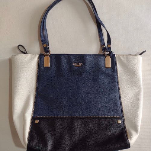 bolsa guess 130975300?action_source=71545&ref=home_home&rsp=1&rspix=1