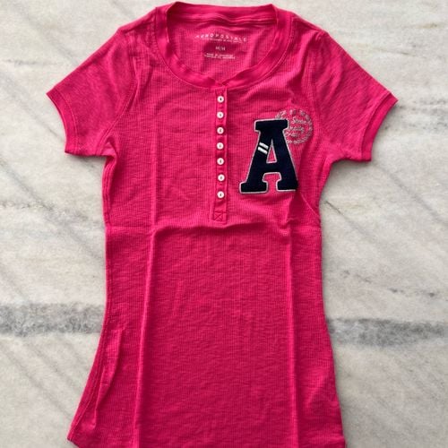 blusa aeropostale 96306172?action_source=70688&ref=home_home&rsp=1&rspix=1