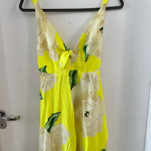 vestido desejo roda saia farm 129111734?action_source=67222&ref=home_home&rsp=1&rspix=1