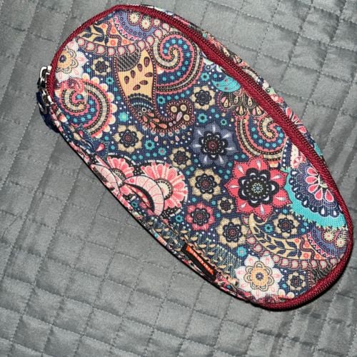 estojo escolar mandala sestini 96667743?action_source=67388&ref=home_home&rsp=1&rspix=1