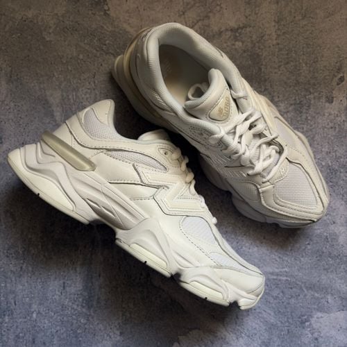 new balance 9060 triple white 147169540?action_source=31946&ref=home_home&rsp=1&rspix=1