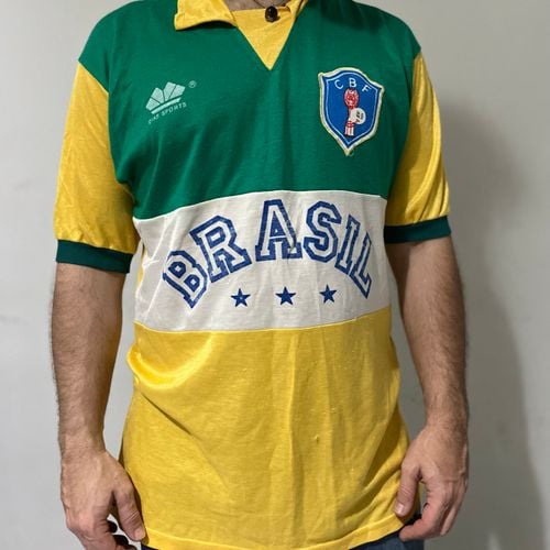 camisa brasil dias sports vintage anos 80 136401009?action_source=69665&ref=home_home&rsp=1&rspix=1