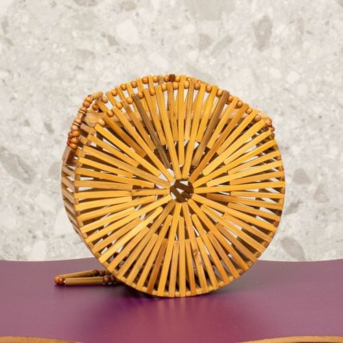 bolsa bambu redonda 138619412?action_source=70786&ref=home_home&rsp=1&rspix=1