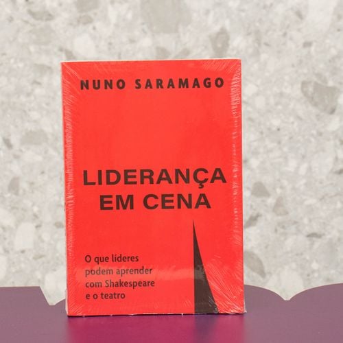 livro lideranca em cena o que lideres podem aprender com shakespeare e o teatro 134499601?action_source=66992&ref=home_home&rsp=1&rspix=1