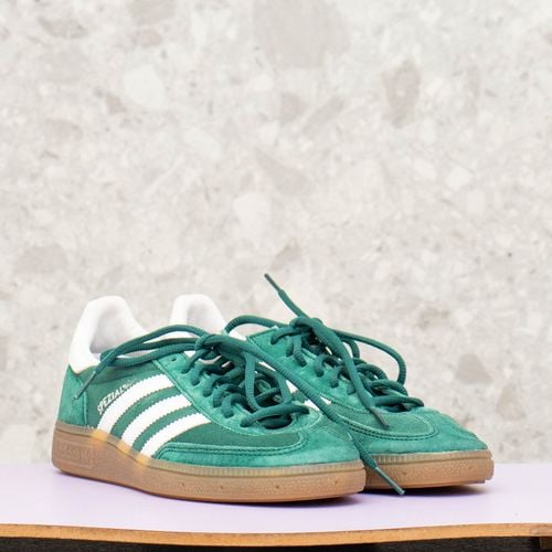 tenis handball spezial verde adidas 141166339?action_source=70621&ref=home_home&rsp=1&rspix=1