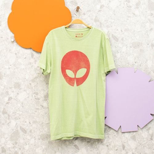 camiseta verde osklen x green people 141997477?action_source=71314&ref=home_home&rsp=1&rspix=1