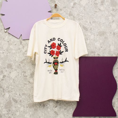 t shirt city and colour off white 137910325?action_source=69037&ref=home_home&rsp=1&rspix=1