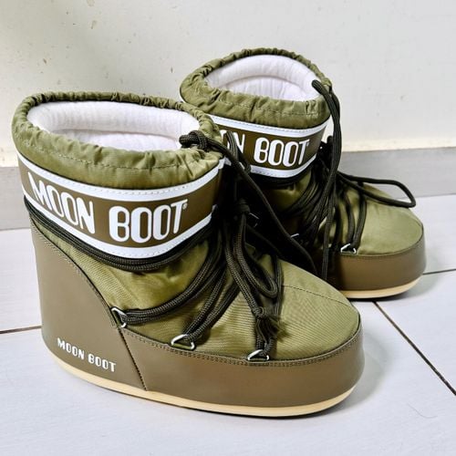 bota moon boot original verde oliva 39 41 143776301?action_source=74123&ref=home_home&rsp=1&rspix=1
