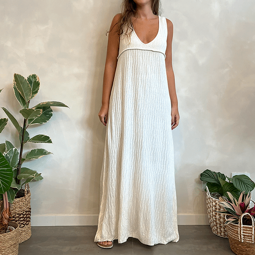 vestido tricot liso maria filo g 124029641?action_source=65407&ref=home_home&rsp=1&rspix=1