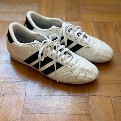 tenis adidas taekwondo branco 140705618?action_source=31946&ref=home_home&rsp=1&rspix=1