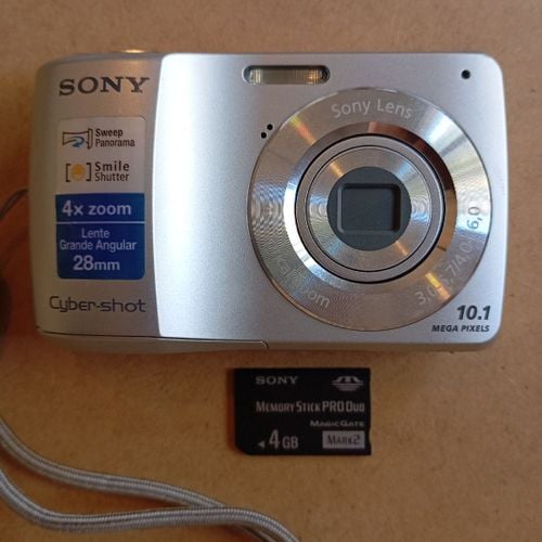 camera cyber shot sony 127028812?action_source=31319&ref=home_home&rsp=1&rspix=1