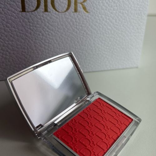 blush dior rosy glow backstage cherry 143221015?action_source=77056&ref=home_home&rsp=1&rspix=1