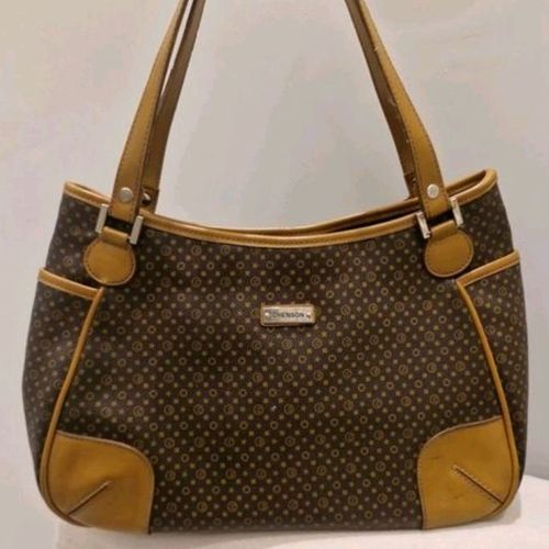 bolsa de ombro chenson monograma caramelo 150704567?action_source=64648&ref=home_home&rsp=1&rspix=1