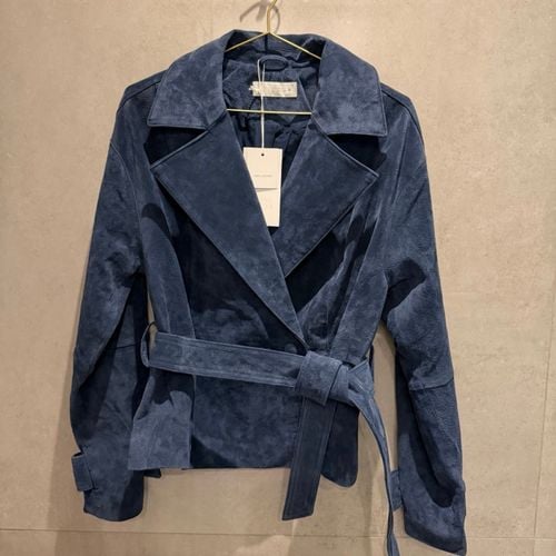 jaqueta de couro com cinto zara 152551846?action_source=75473&ref=home_home&rsp=1&rspix=1