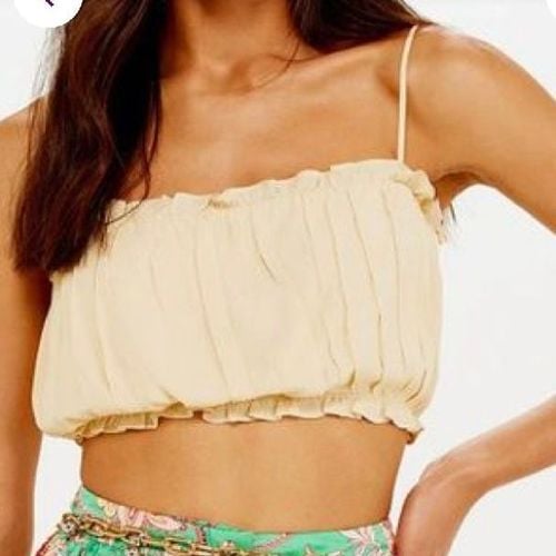 blusa ivana bynv tamanho g descricao blusa ivana bynv modelo cropped de alcinhas finas e babadi 129025460?action_source=63594&ref=home_home&rsp=1&rspix=1