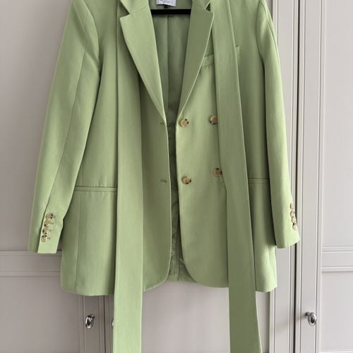 blazer zara oversized verde 147793573?action_source=77124&ref=home_home&rsp=1&rspix=1