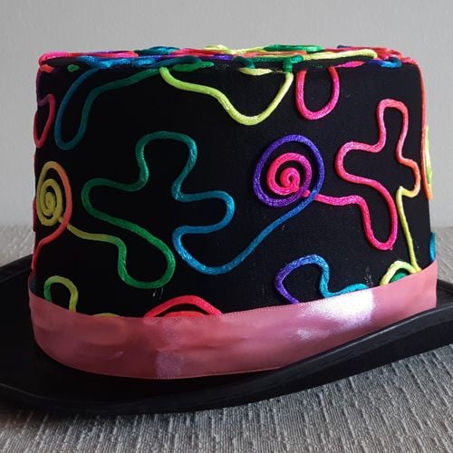 cartola magico colorida chapeu fantasias carnaval 117624071?action_source=67456&ref=home_home&rsp=1&rspix=1