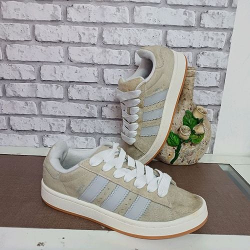 tenis adidas campus bege 138786474?action_source=31946&ref=home_home&rsp=1&rspix=1