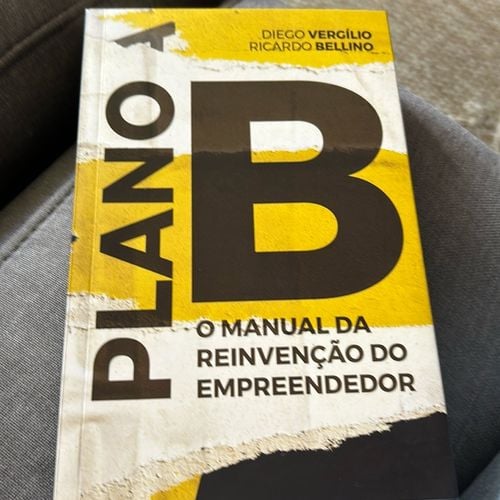 plano b o manual da reinvencao do empreendedor 102287177?action_source=66992&ref=home_home&rsp=1&rspix=1