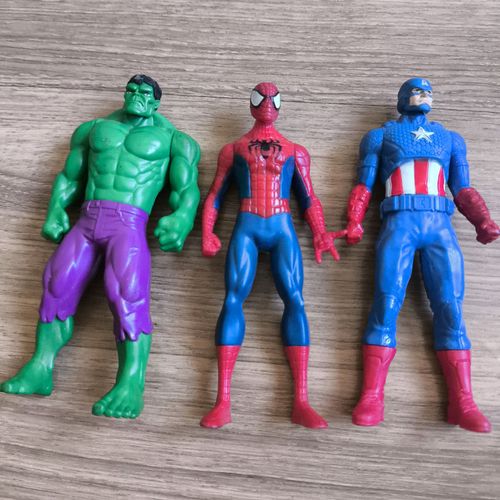 bonecos marvel hulk homem aranha capitao america 147192450?action_source=74617&ref=home_home&rsp=1&rspix=1