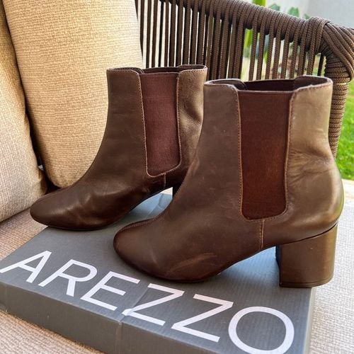 bota chelsea couro legitimo arezzo marrom atemporal desejo inverno 138613775?action_source=70094&ref=home_home&rsp=1&rspix=1