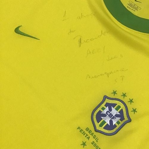 camisa brasil 2002 autografada original copa selecao 140008537?action_source=69961&ref=home_home&rsp=1&rspix=1