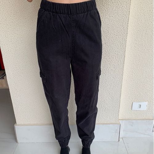 calca jogger de sarja preta 112459979?action_source=72767&ref=home_home&rsp=1&rspix=1