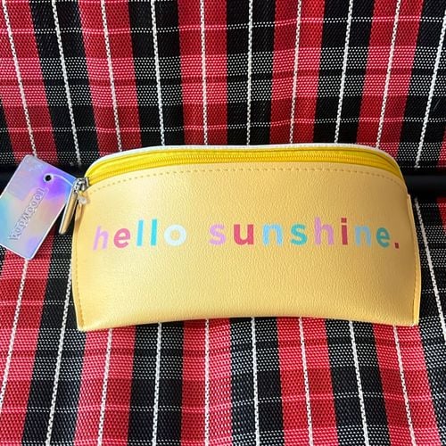capa de oculos hello sunshine 134683341?action_source=67388&ref=home_home&rsp=1&rspix=1