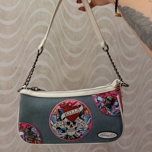 bolsa ed hardy love kills slowly 141707120?action_source=72701&ref=home_home&rsp=1&rspix=1
