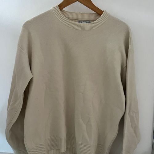 sueter zara off white m 146512931?action_source=76396&ref=home_home&rsp=1&rspix=1
