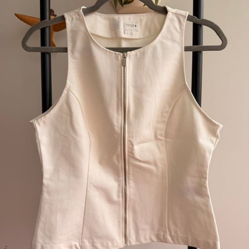 blusa zara sarja ziper branca m 151859891?action_source=75772&ref=home_home&rsp=1&rspix=1