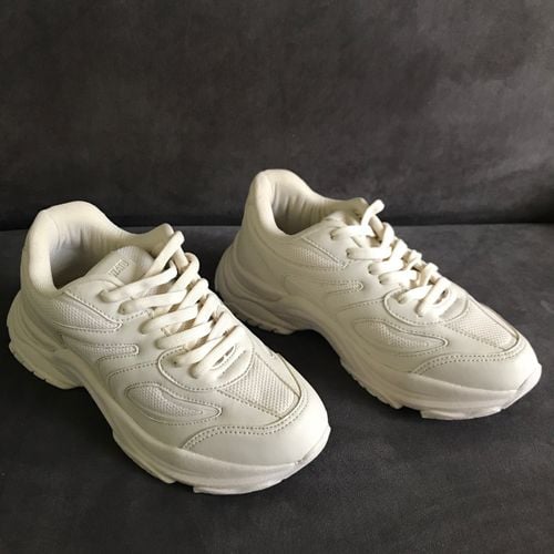 tenis chunky jogging esportivo off white renner 134963599?action_source=76398&ref=home_home&rsp=1&rspix=1
