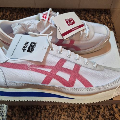 sneaker onitsuka tiger collab kktp serie limitada de 70th anniversary tamanho 41br 119898053?action_source=68551&ref=home_home&rsp=1&rspix=1