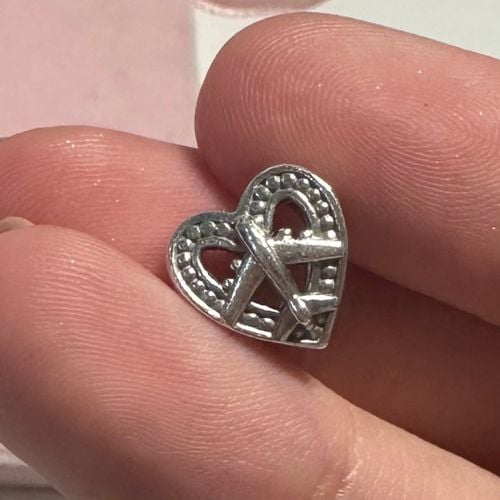 pingente vivara em prata 925 coracao com aviao no meio 133190669?action_source=67326&ref=home_home&rsp=1&rspix=1