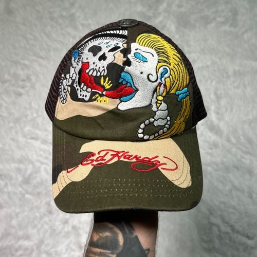 bone ed hardy 143063789?action_source=72701&ref=home_home&rsp=1&rspix=1
