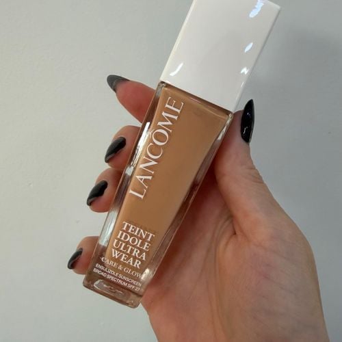 base lancome teint idole ultra wear glow tom 320c 147541802?action_source=77056&ref=home_home&rsp=1&rspix=1