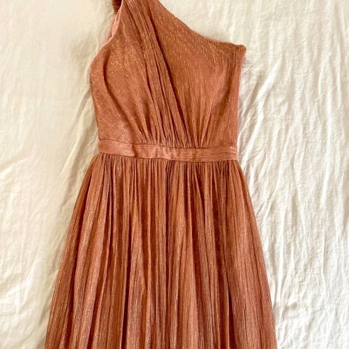 vestido lindo de festa lurex 132404687?action_source=66827&ref=home_home&rsp=1&rspix=1