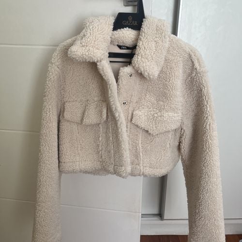 jaqueta zara bege m 146113578?action_source=75772&ref=home_home&rsp=1&rspix=1