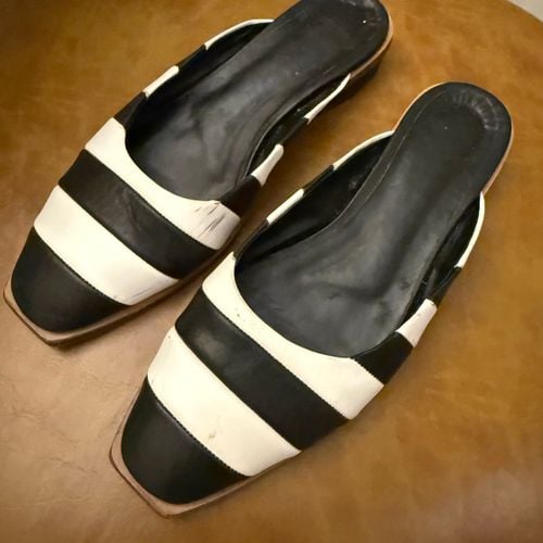 sapato mule manolita tam 36 137128659?action_source=68872&ref=home_home&rsp=1&rspix=1