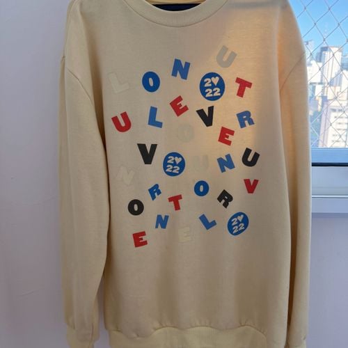 moletom harry styles amarelo gg 145406487?action_source=73790&ref=home_home&rsp=1&rspix=1