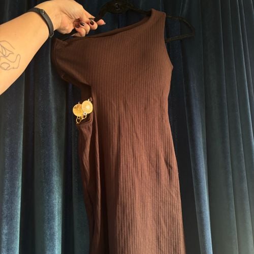 vestido marrom tubinho 133250338?action_source=66695&ref=home_home&rsp=1&rspix=1