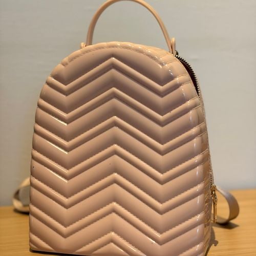 mochila melissa matelasse rosa 151855499?action_source=76405&ref=home_home&rsp=1&rspix=1