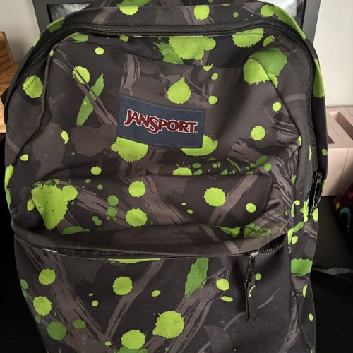 mochila jansport estampada 122669074?action_source=66794&ref=home_home&rsp=1&rspix=1