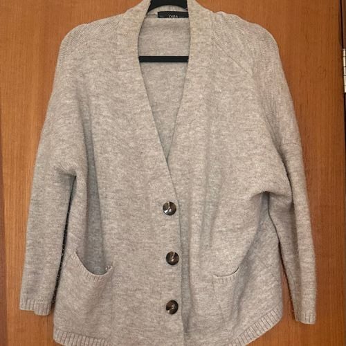 casaco de la batido zara cinza g 150042985?action_source=75473&ref=home_home&rsp=1&rspix=1