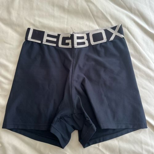 short de academia legbox preto p 148170715?action_source=75018&ref=home_home&rsp=1&rspix=1