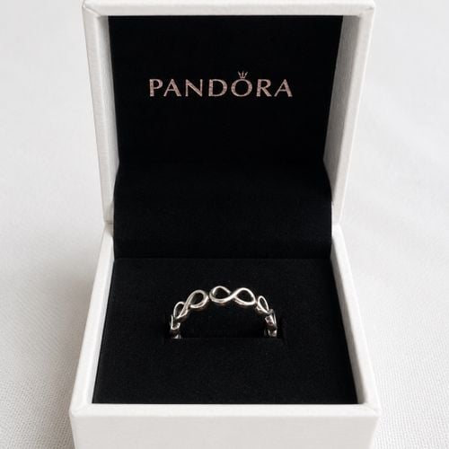anel pandora infinito prata de lei 147804075?action_source=67326&ref=home_home&rsp=1&rspix=1