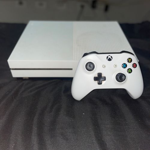 xbox one s 1tb 119844458?action_source=56597&ref=home_home&rsp=1&rspix=1