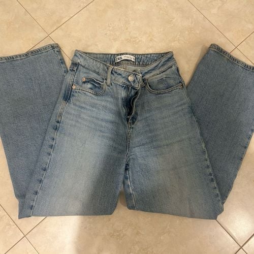 calca jeans zara reta azul 32 150149897?action_source=75772&ref=home_home&rsp=1&rspix=1